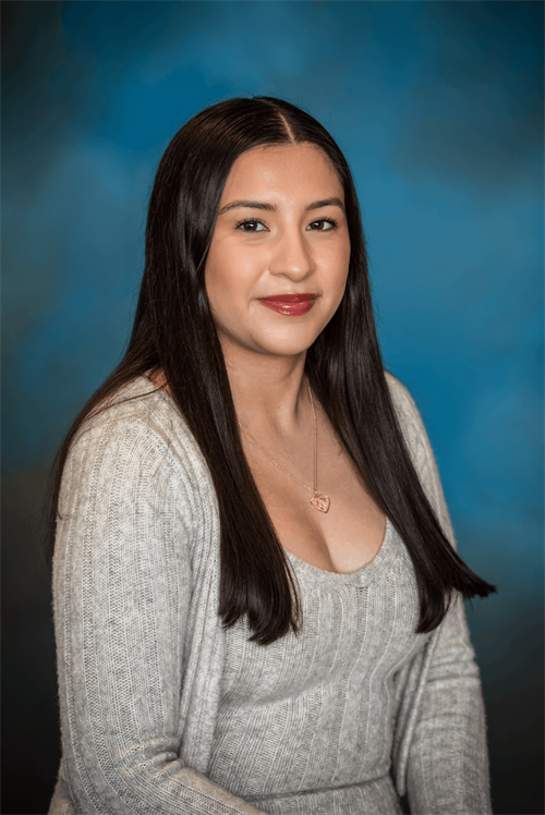 Stefanie CruzStaff Image