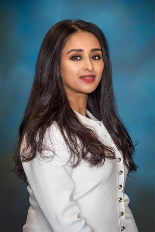 Leelina  DeFershaStaff Image